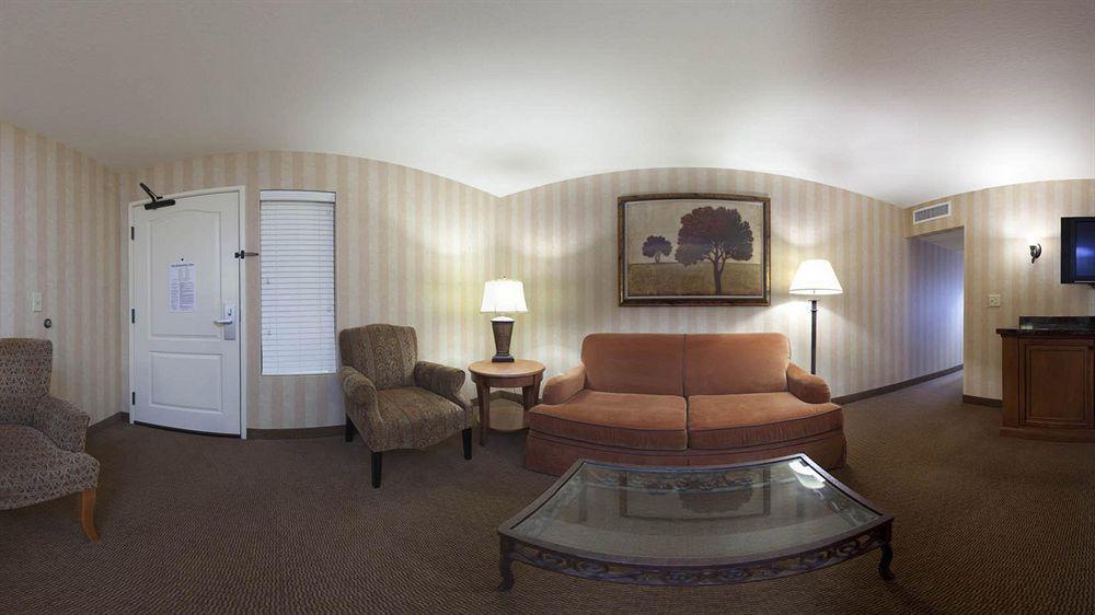 Holiday Inn Hotel & Suites Minneapolis-Lakeville By Ihg Esterno foto